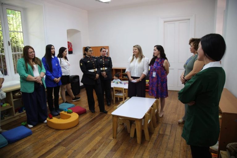 Inscripciones para nueva Ludoteca Gabriela en Puente Alto