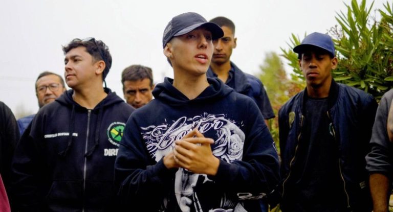Pailita arremete contra Sodimac: Ejecutivo intentó venta de viviendas durante campaña de damnificados por incendios