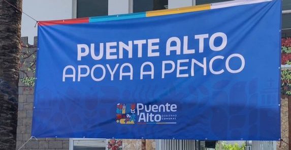 Alcalde de Puente Alto se despliega en el sur por los incendios forestales: “Hay que venir a apoyar, independiente del sector político” Alcalde de Puente Alto se despliega en el sur por los incendios forestales: “Hay que venir a apoyar, independiente del sector político”