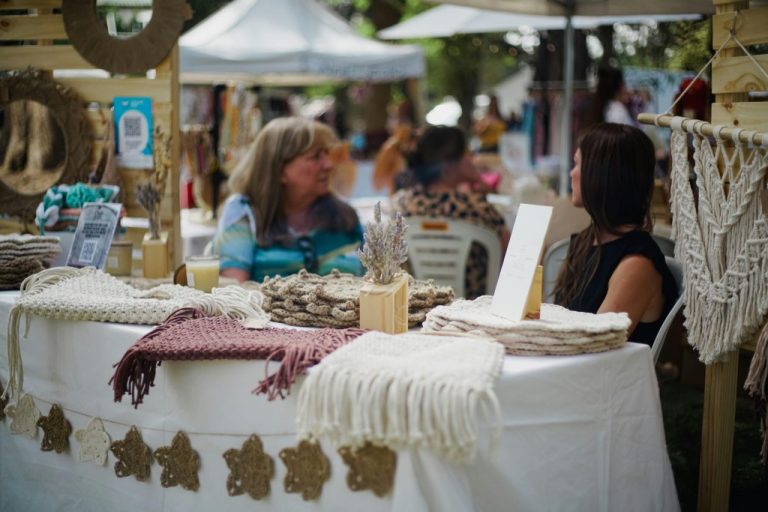 Programa Mujer Emprende abre postulaciones 2026 para fortalecer negocios liderados por mujeres