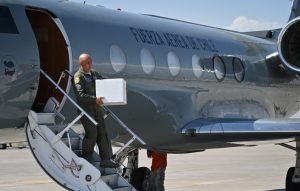 Fuerza Aérea de Chile concreta traslado aéreo de órganos entre Arica y Santiago para trasplantes