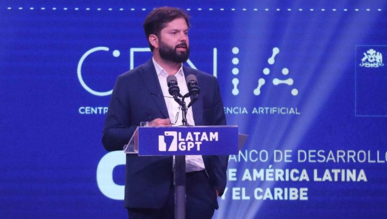 Latam GPT: Chile lanza un modelo de inteligencia artificial entrenado con datos de América Latina