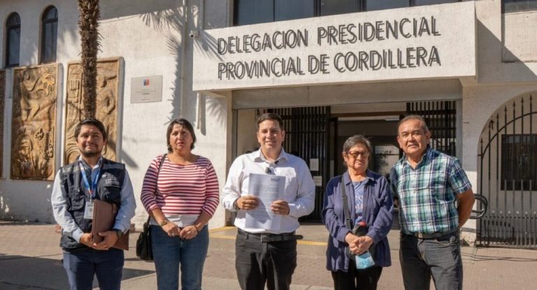 El alcalde Matías Toledo entrega oficio a Delegación Provincial para contar con mayor seguridad policial en la comuna