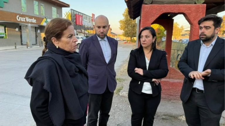 Autoridades recorren Puente Alto y Pirque para enfrentar congestión vehicular en zonas críticas