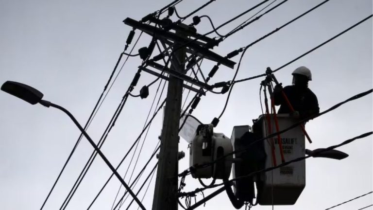 Lluvias en Puente Alto: masivo corte de luz afecta a diversos sectores de la comuna