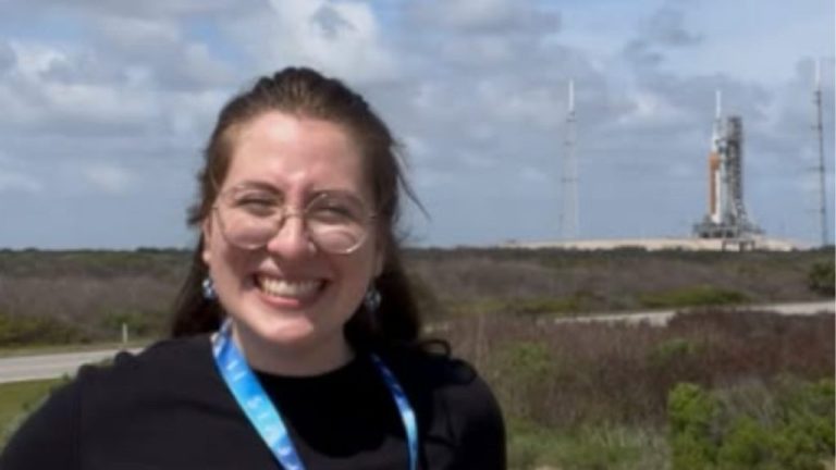 Teresa Paneque, la astrónoma chilena invitada por la NASA a presenciar el histórico lanzamiento de Artemis II