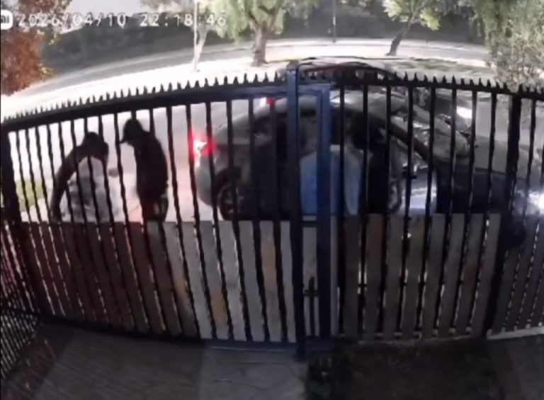 Tres personas sufren asalto frente a seguridad ciudadana en Puente Alto