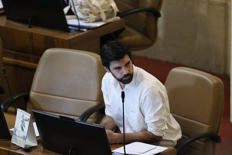 Decretan prisión preventiva para Joaquín Lavín León por corrupción