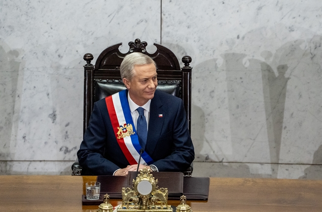 Aprobación del presidente Kast sube al 40% y desaprobación baja al 47% según Criteria