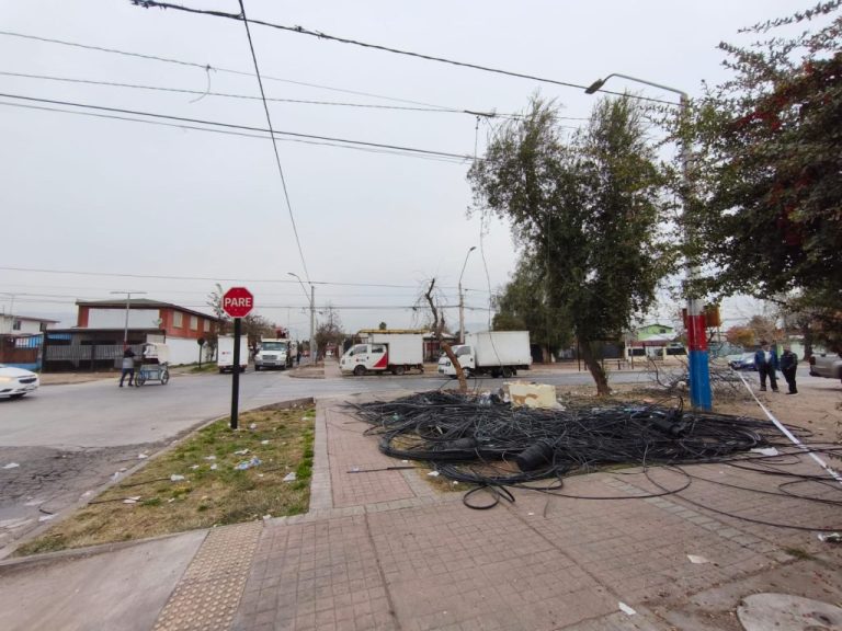 Municipalidad de Puente Alto activa respuesta inmediata ante incidente con camión de alto tonelaje