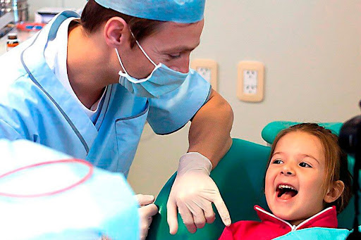 Programa Libre de Caries mejora la salud bucal de estudiantes en Puente Alto
