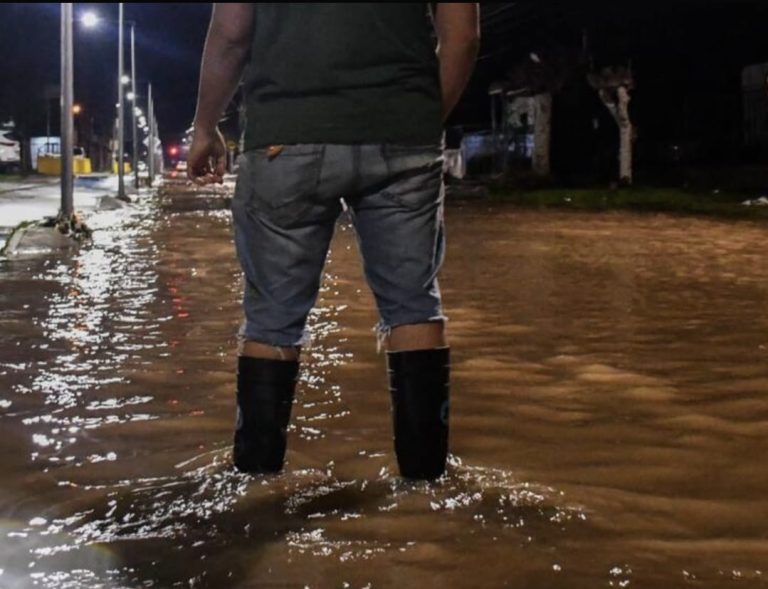 La lluvia en Puente Alto mantiene al municipio desplegado en terreno