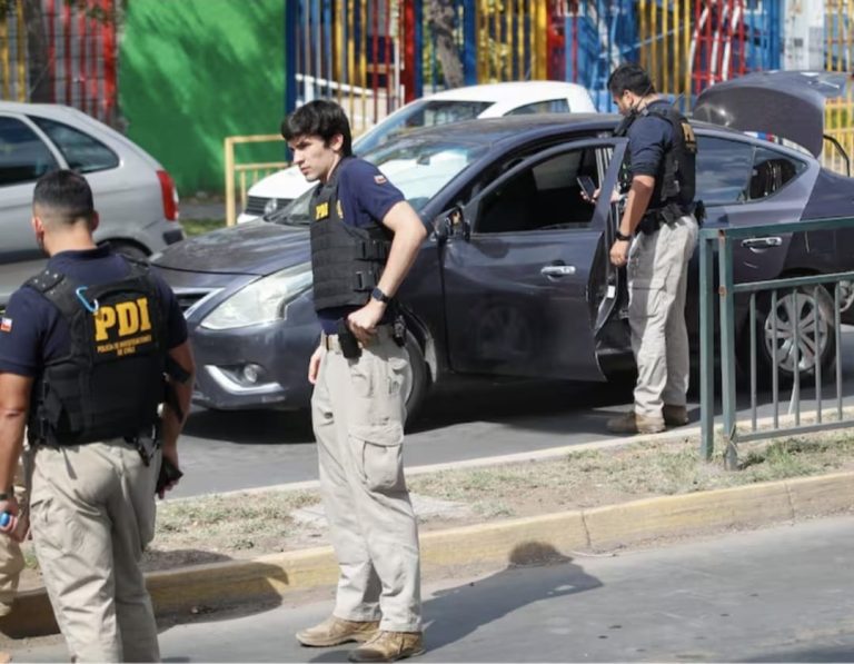 Operativo de la PDI en Puente Alto deja 21 detenidos y más de $43 millones en drogas incautadas