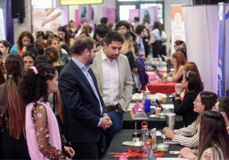 Operativo de entrevistas laborales en Puente Alto: conoce las ofertas de trabajo disponibles