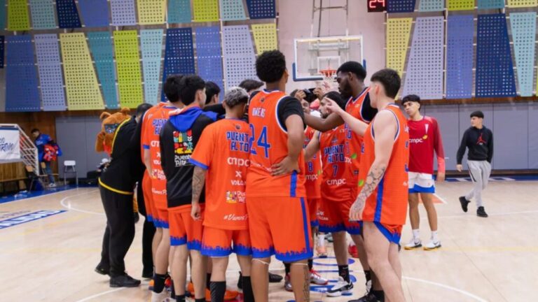 Tres jugadores de Municipal Puente Alto resultaron lesionados tras violento asalto Jugadores de Municipal Puente Alto