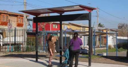 Puente Alto embellece sus paraderos y fortalece la vida comunitaria