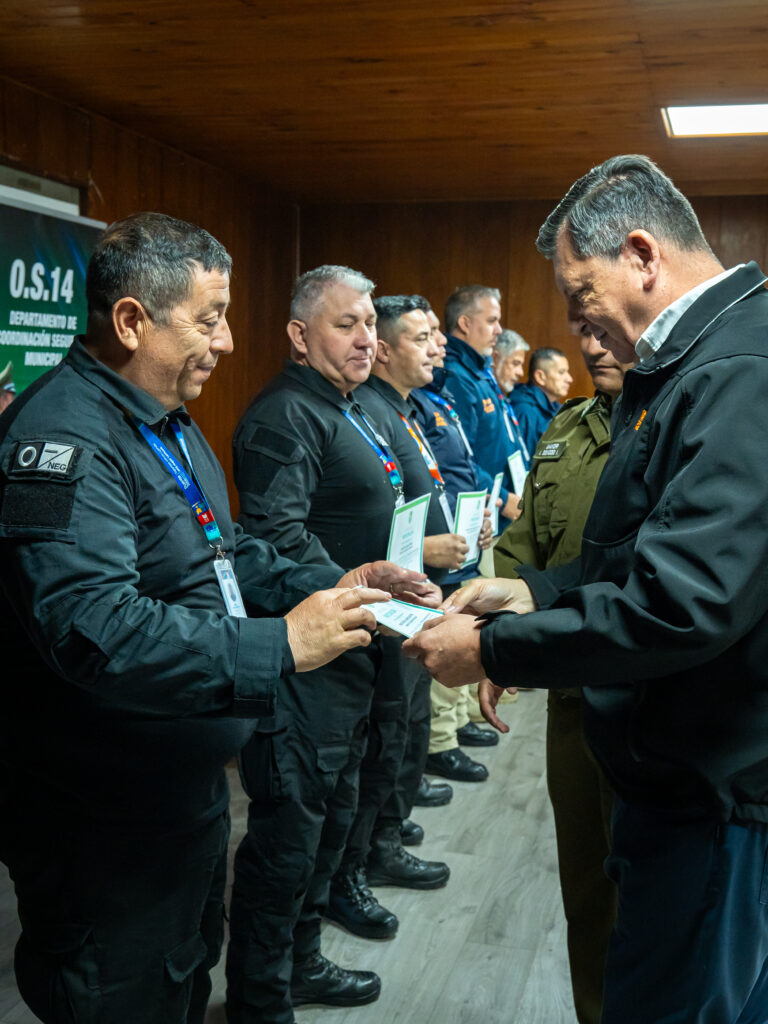 Puente Alto se convierte en la tercera comuna con más inspectores certificados en capacitación O.S.14